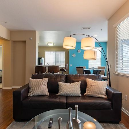 Bell Location Apartment Santa Clarita Exterior photo